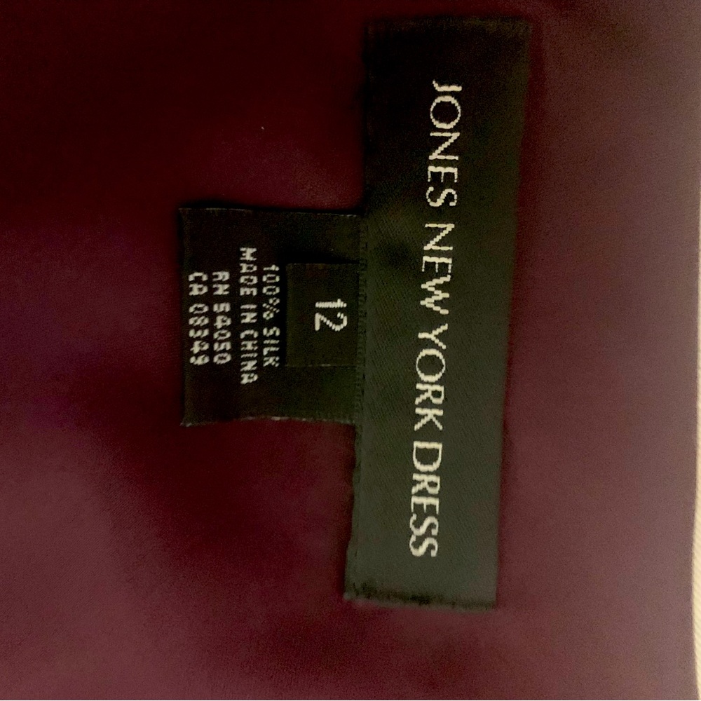 Burgundy/wine Colored dress